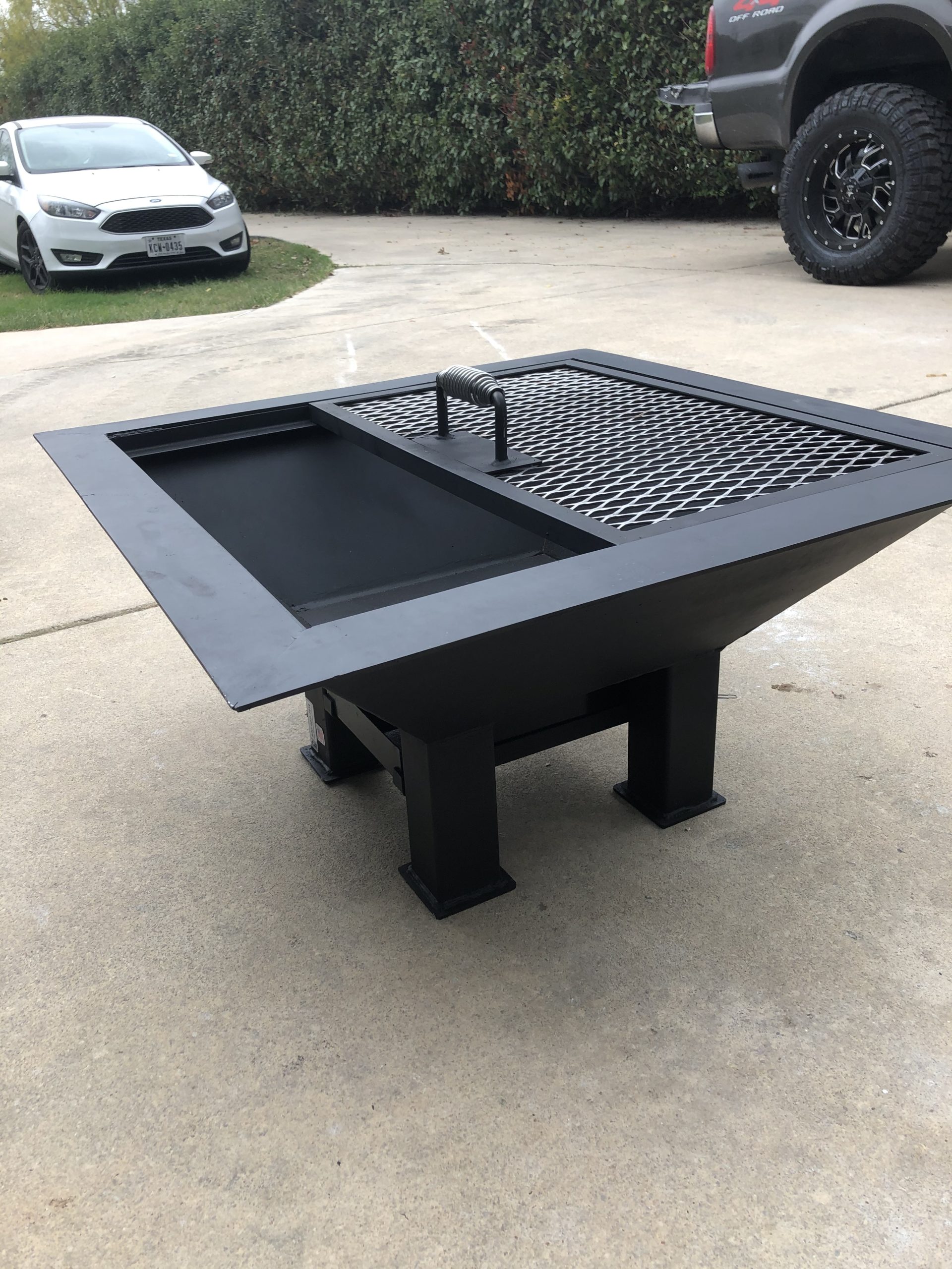 Small Heavy Duty Carbon Steel Searing Griddle Plate, Custom Fire Pits, Custom Fire Pit For Sale