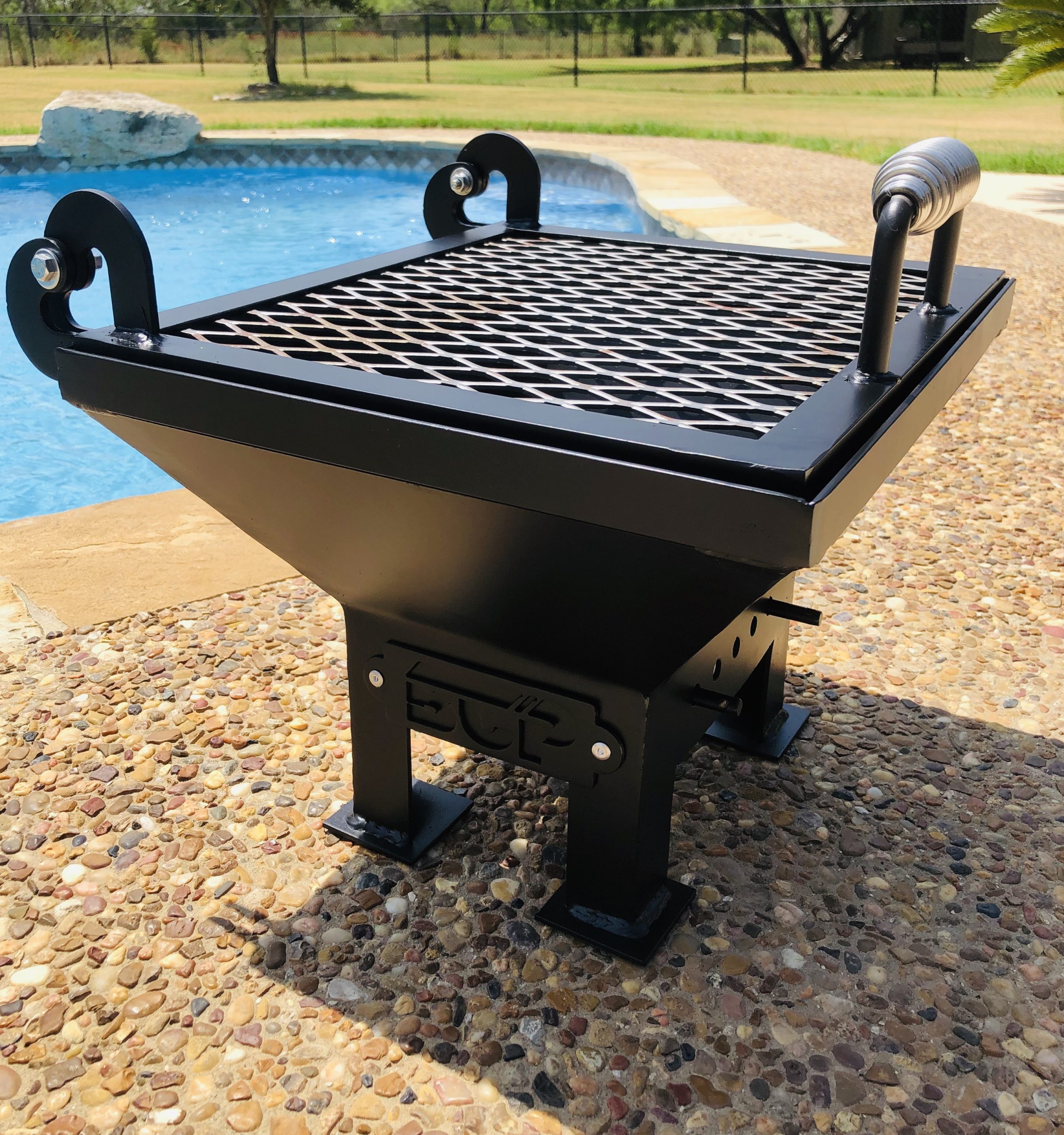 224 Steak Cooker Steel Fire Pits, Spindletop Fire Pit