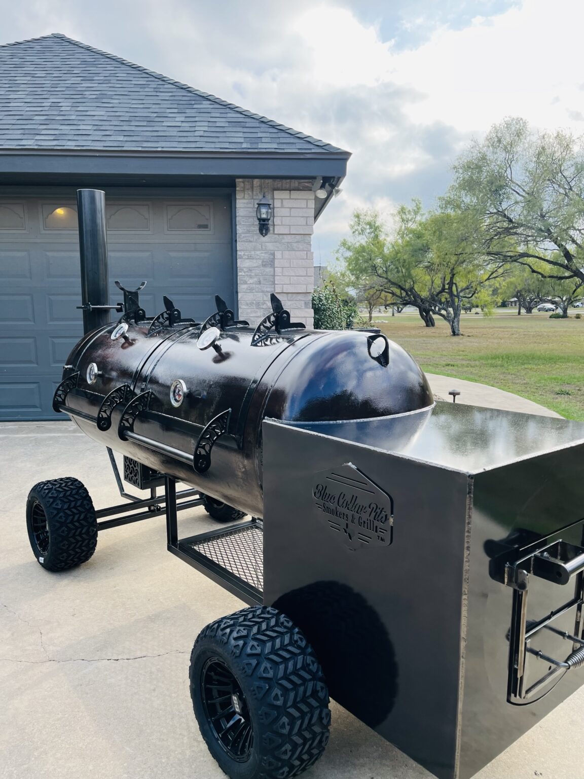 250 Gallon Smoker | Texas BBQ Smokers | Custom BBQ Pits